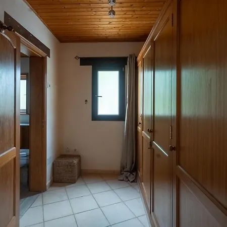 Helda - Private Bedroom In A Shared Of 4 Bedroom *